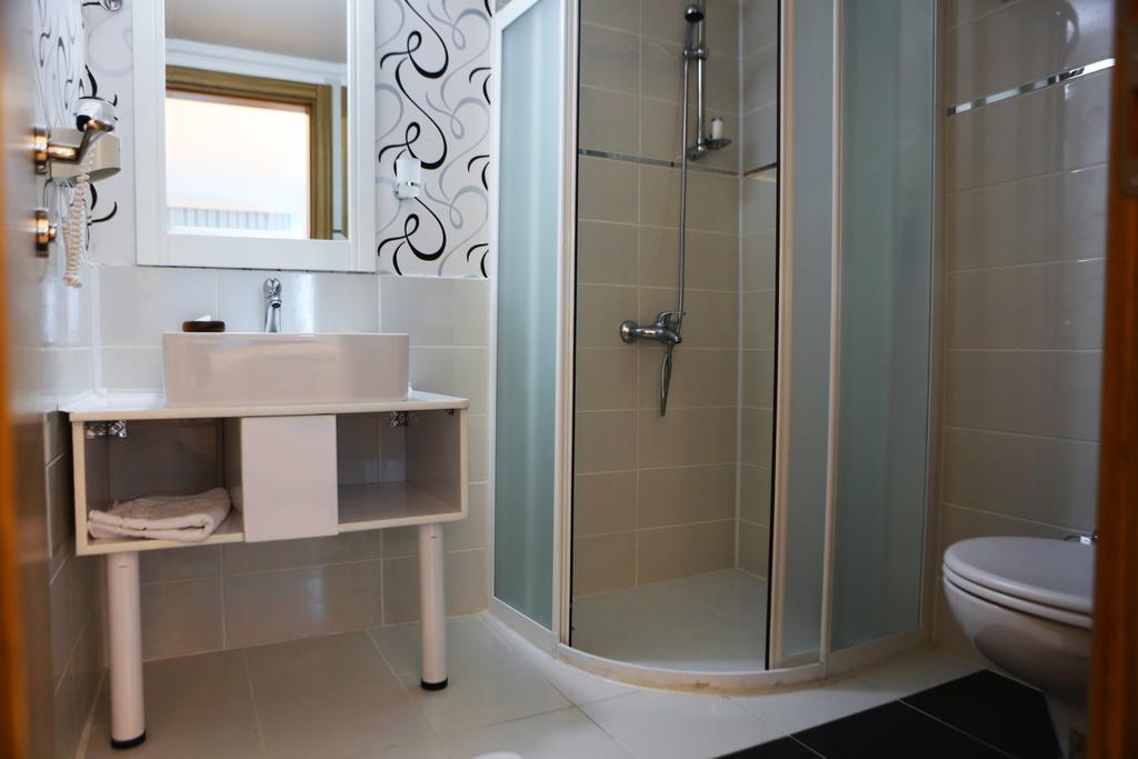 Uğur Otel Kaş Oda fotoğraf